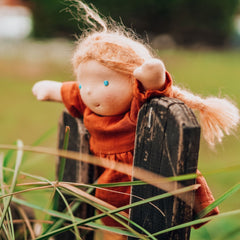 Lili Waldorf art puppe stoffpuppe montessori