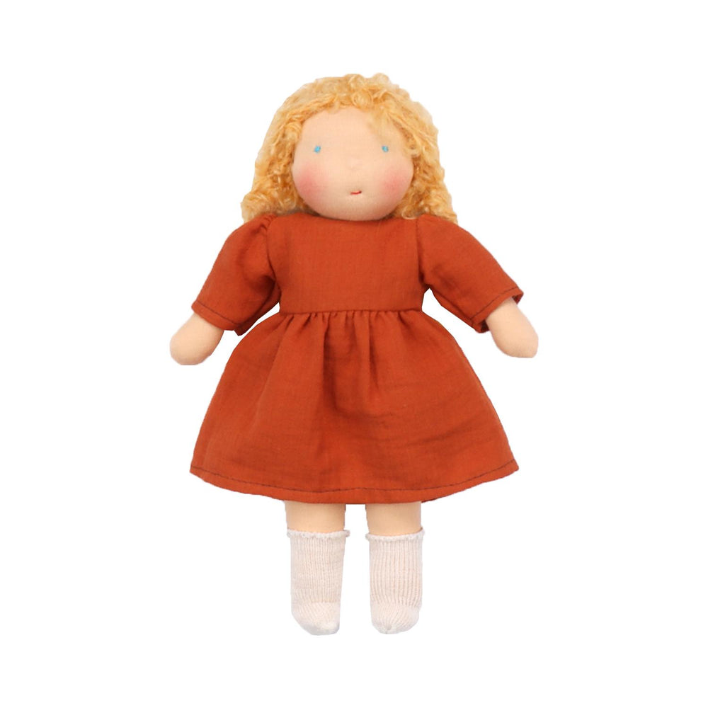 Lisa Waldorf art puppe stoffpuppe montessori